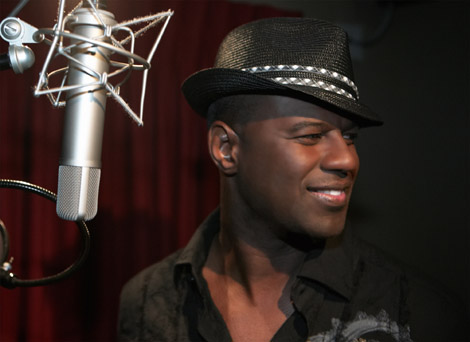 Brian McKnight in Studio